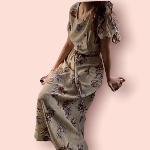 Vintage ‘Jaclyn Smith classic’ floral dress - Picture 1 of 10